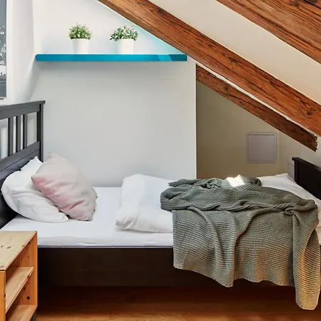 Days - Maisonette With Ac And 2 Bathrooms In New Town